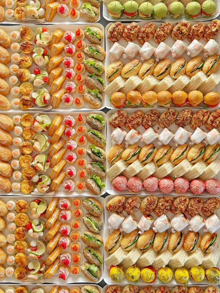 Plateaux prêts à dégusterClermont-Ferrand (79)